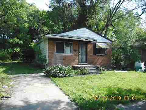 21634 Lyndon (3)_m.jpg